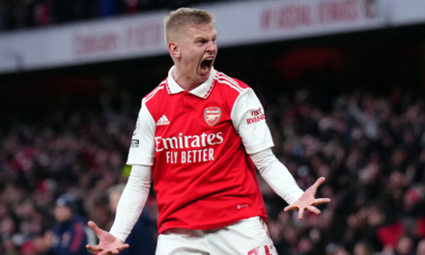 Zinchenko sa sút bị Arsenal đuổi